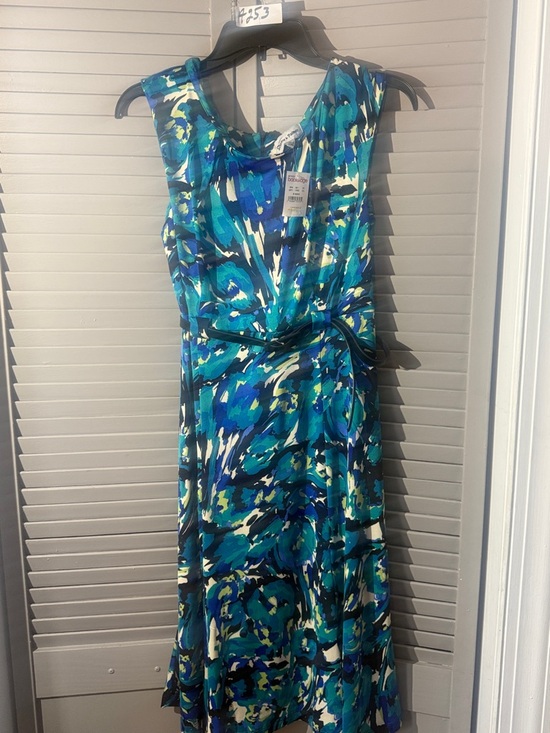 Shelby & Palmer Dresses & Skirts - Shelby & Palmer Teal and Navy Abstract Tie-Waist Midi Dress